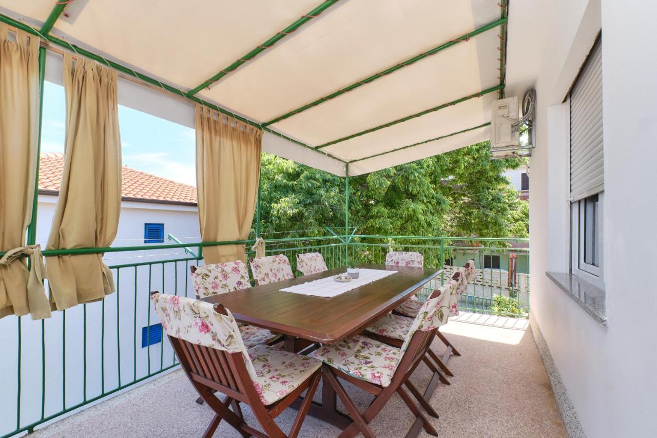 Sea View Apartment Sandra In 말리로시니 외부 사진