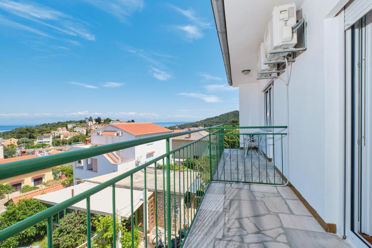 Sea View Apartment Sandra In 말리로시니 외부 사진